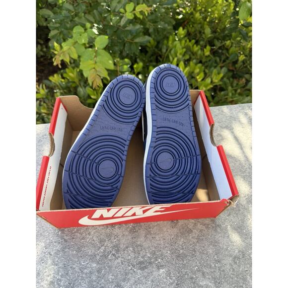 Nike Court Borough Low 2 Midnight Navy Black White (PS  Nike Court Borough Low 2 PSV Kids Sneakers Midnight Navy/White Size 3Y Half Box
